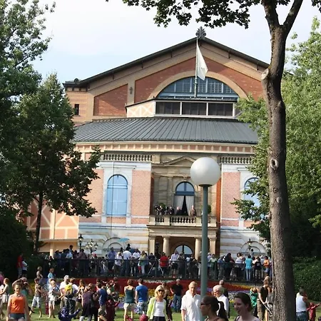 Wohnung Im Zentrum Altstadtflair Mit Holz Und Stil Bayreuth