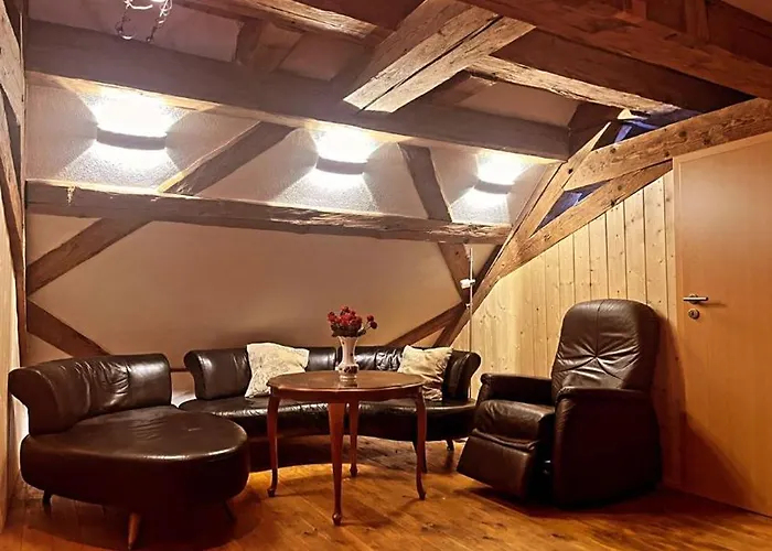 Im Zentrum Altstadtflair Mit Holz Und Stil *