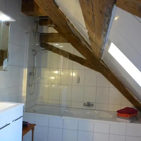 Loft Im Zentrum Altstadtflair Mit Holz Und Stil Lägenhet